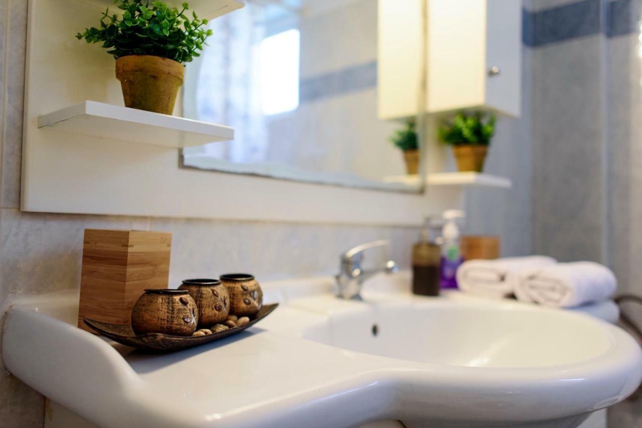 Apartament warm cozy&quiet Ateny Zewnętrze zdjęcie
